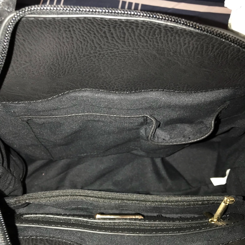 Michael Kors Handbag & Wallet - Picture 2 of 8